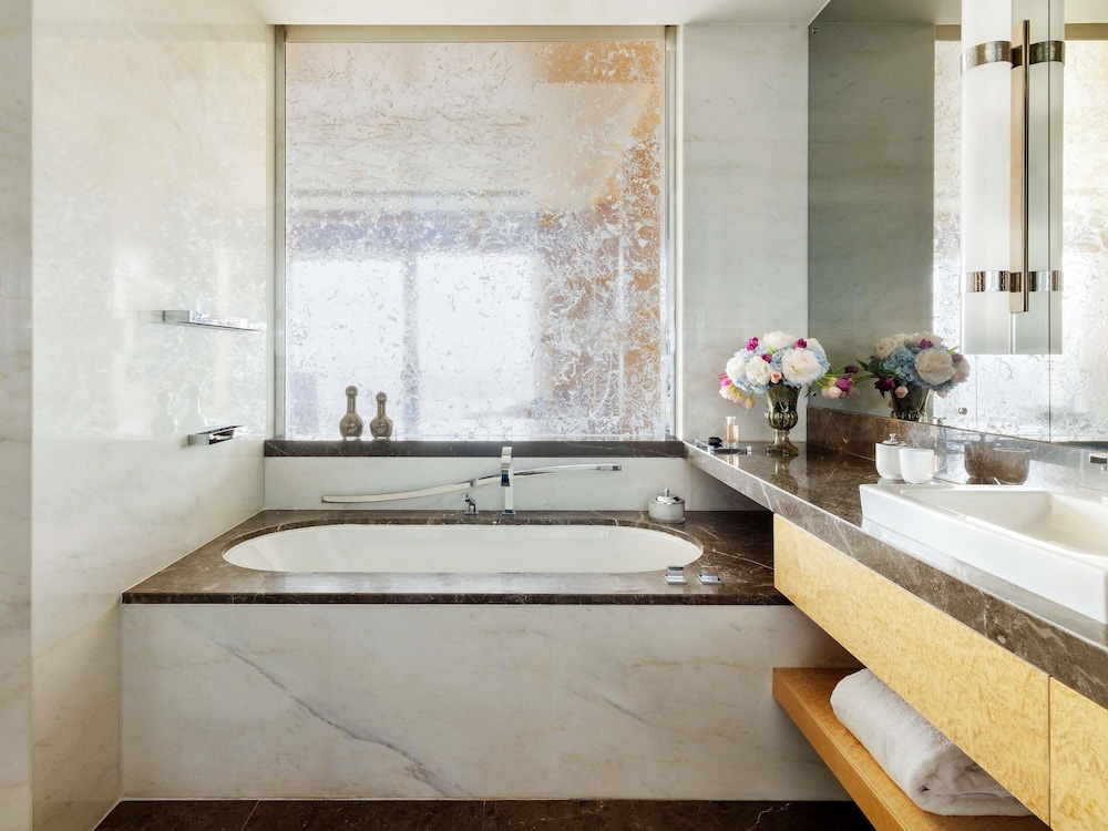 Raffles Istanbul — Hotel rooms in Istanbul, Istanbul