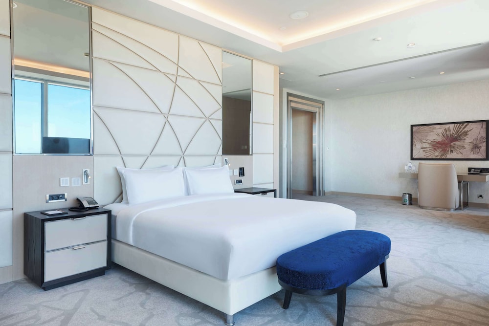 Wyndham Grand Levent Istanbul Hotel & Conference Center — Hotel rooms in Istanbul, Istanbul