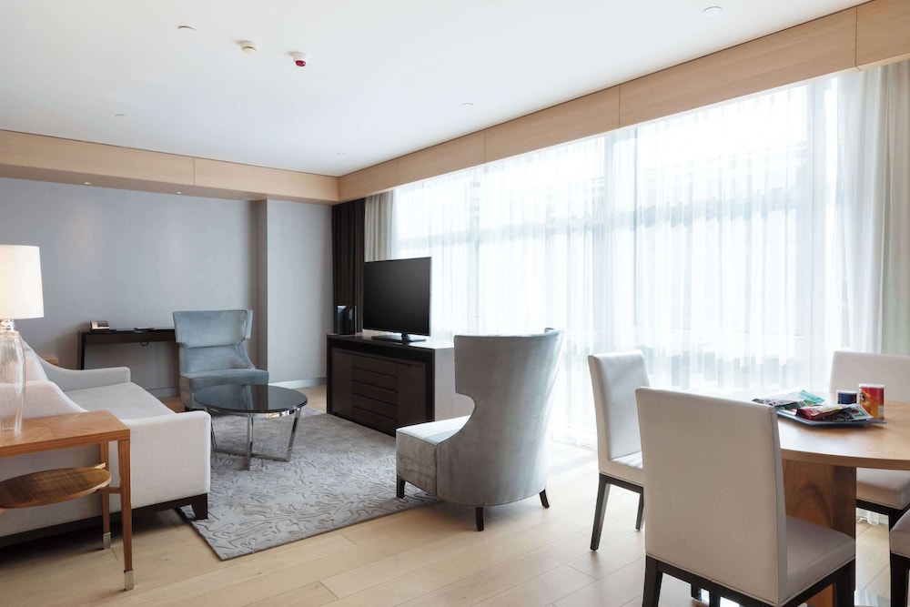 Wyndham Grand Levent Istanbul Hotel & Conference Center — Hotel rooms in Istanbul, Istanbul