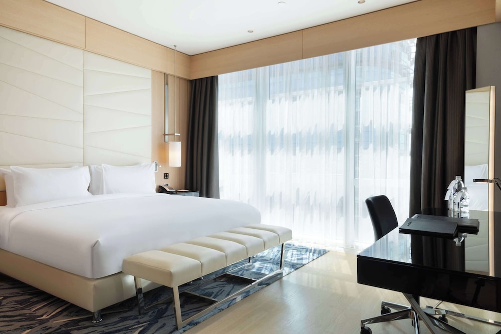 Wyndham Grand Levent Istanbul Hotel & Conference Center — Hotel rooms in Istanbul, Istanbul