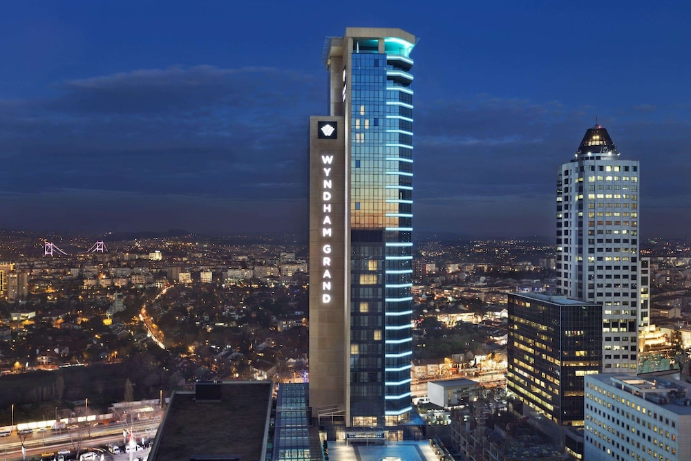Wyndham Grand Levent Istanbul Hotel & Conference Center - zdjęcie 3