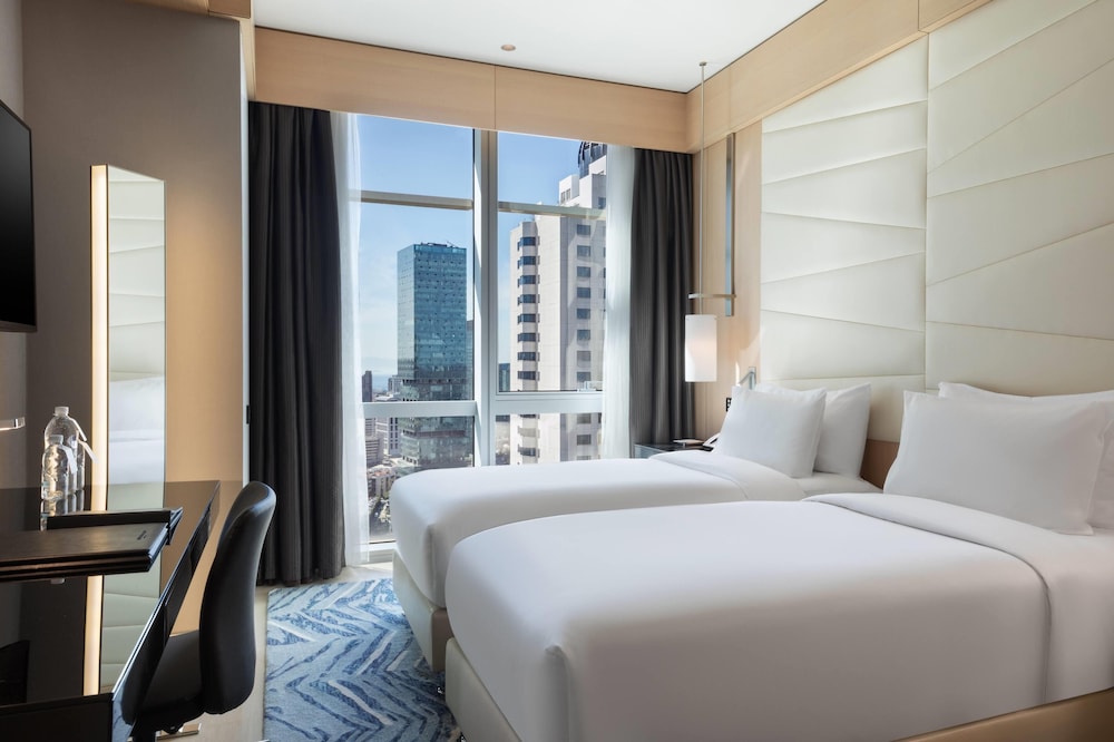 Wyndham Grand Levent Istanbul Hotel & Conference Center — Hotel rooms in Istanbul, Istanbul