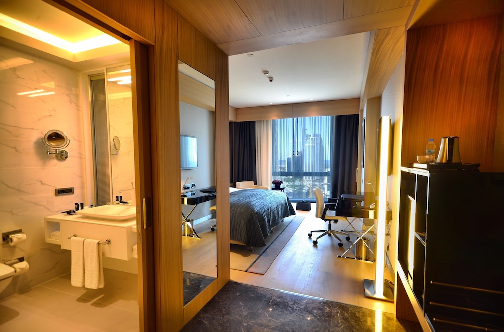 Wyndham Grand Levent Istanbul Hotel & Conference Center — Hotel rooms in Istanbul, Istanbul