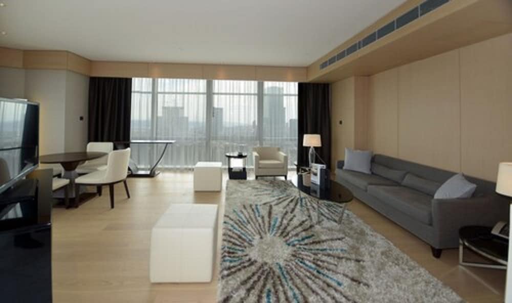 Wyndham Grand Levent Istanbul Hotel & Conference Center — Hotel rooms in Istanbul, Istanbul