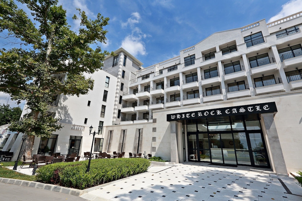 White Rock Castle Suite Hotel & Wellness Club - zdjęcie 4