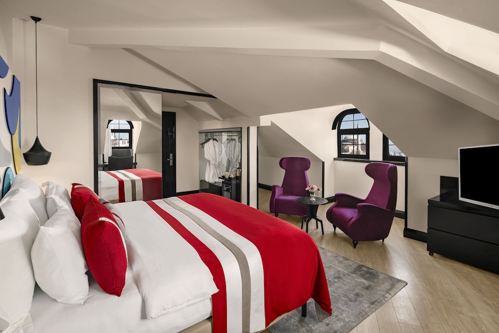 Sura Hagia Sophia Hotel — Hotel rooms in Istanbul, Istanbul