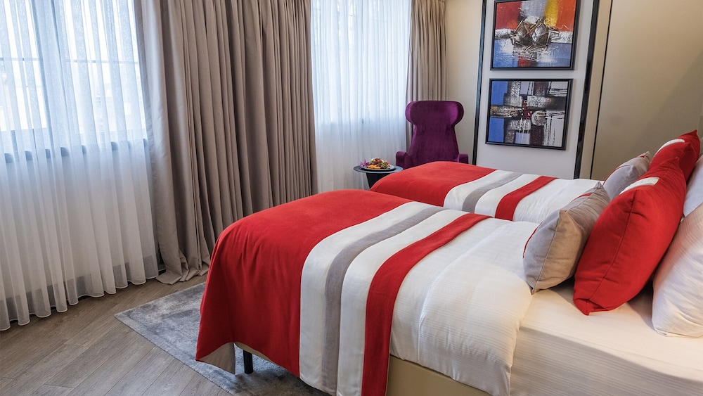 Sura Hagia Sophia Hotel — Hotel rooms in Istanbul, Istanbul