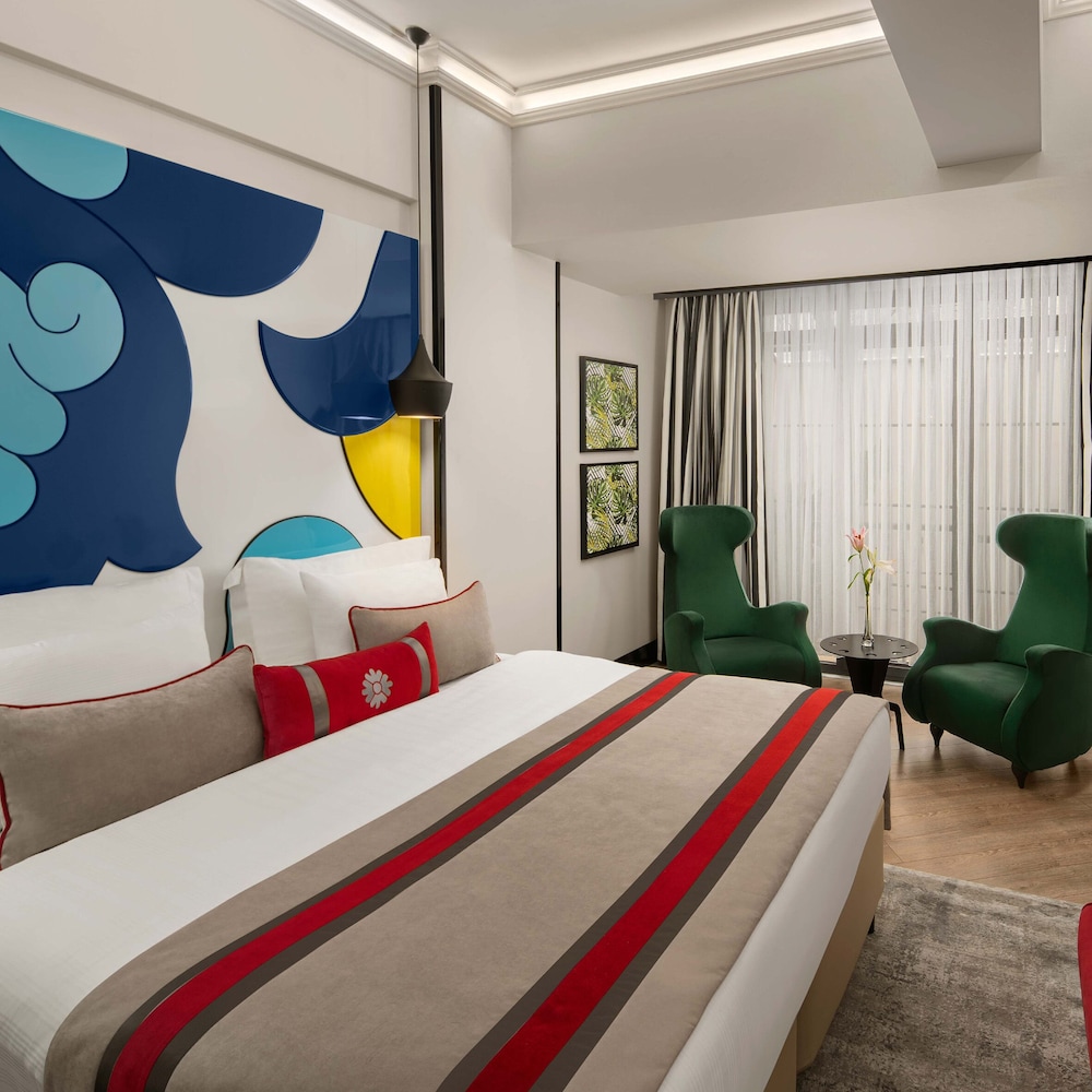 Sura Hagia Sophia Hotel — Hotel rooms in Istanbul, Istanbul