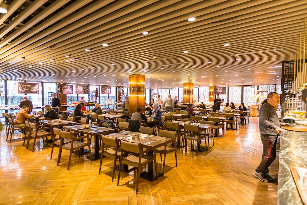 Sura Hagia Sophia Hotel — Restaurant & bars in Istanbul, Istanbul
