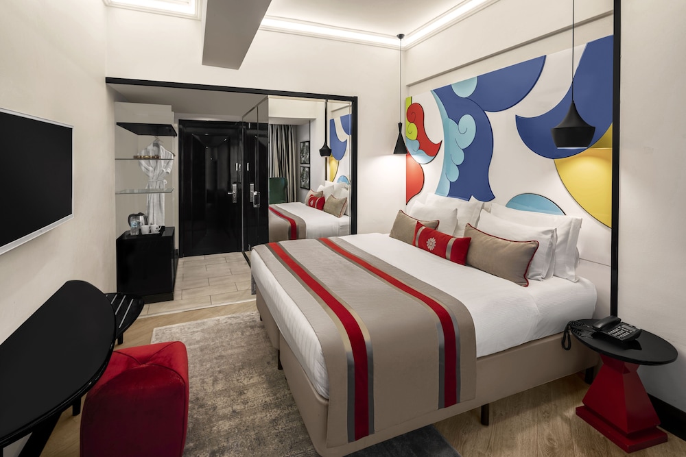 Sura Hagia Sophia Hotel — Hotel rooms in Istanbul, Istanbul