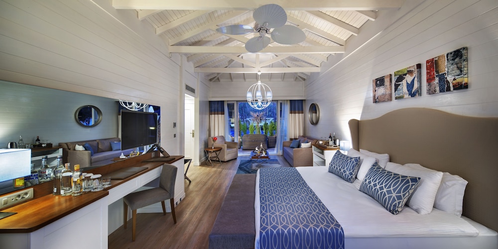 Nirvana Mediterranean Excellence – Ultra All Inclusive — Rooms in Kemer