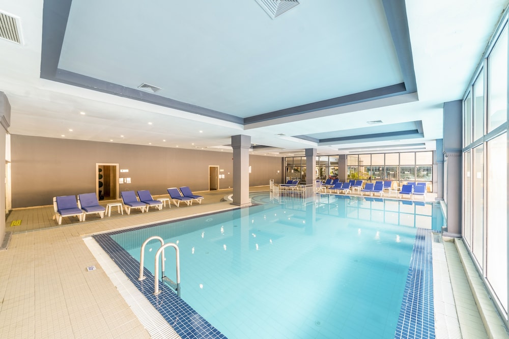 Queen's Park Resort Goynuk - All Inclusive — Swimming pool in Kemer