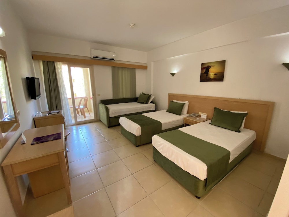 Queen's Park Resort Goynuk - All Inclusive — Hotel rooms in Kemer