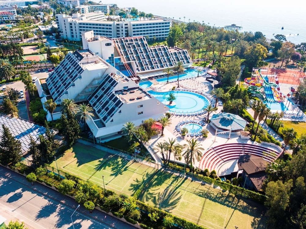 Queen's Park Resort Goynuk - All Inclusive — Main photo in Kemer