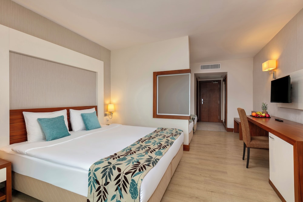 Greenwood Kemer Resort - All inclusive — Hotel rooms in Kemer