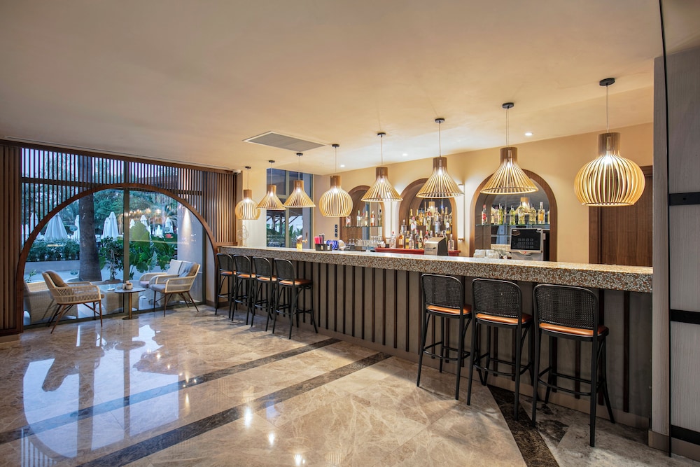 Greenwood Kemer Resort - All inclusive — Restaurant & bars in Kemer