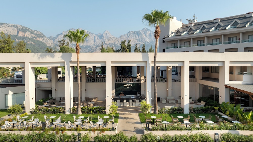 Greenwood Kemer Resort - All inclusive — Restaurant & bars in Kemer