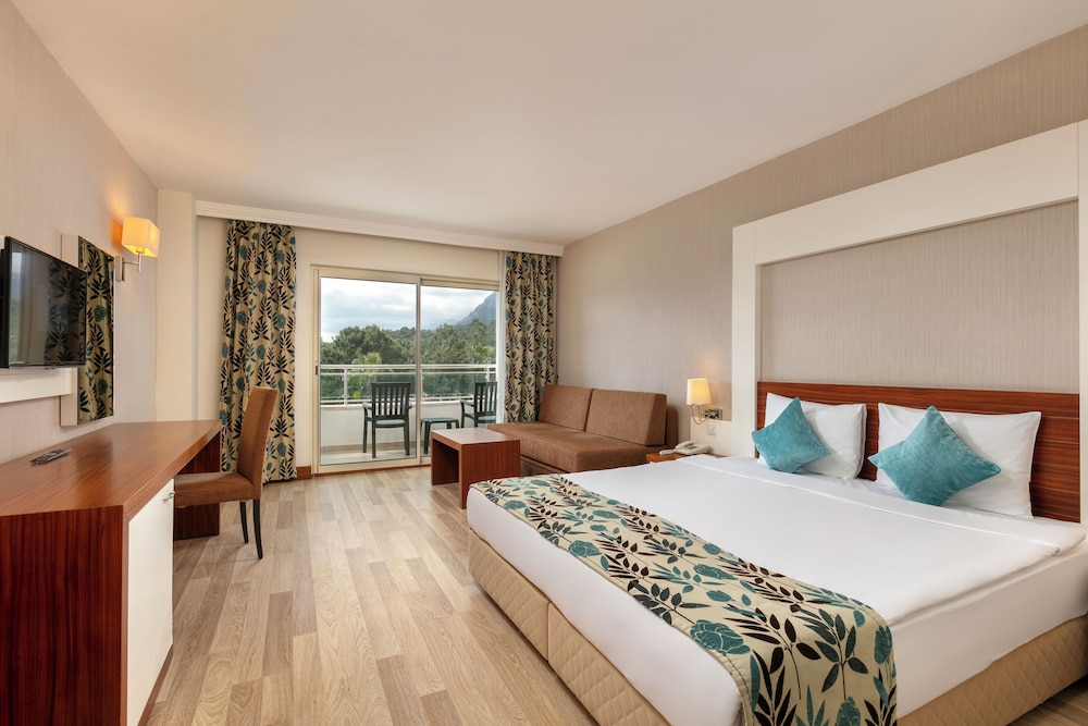 Greenwood Kemer Resort - All inclusive — Hotel rooms in Kemer