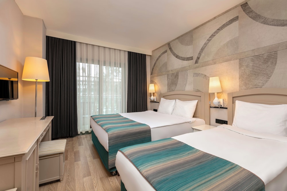 Greenwood Kemer Resort - All inclusive — Hotel rooms in Kemer