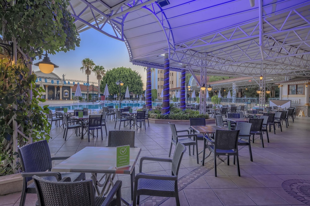 Armas Kaplan Paradise - All Inclusive — Pool in Kemer