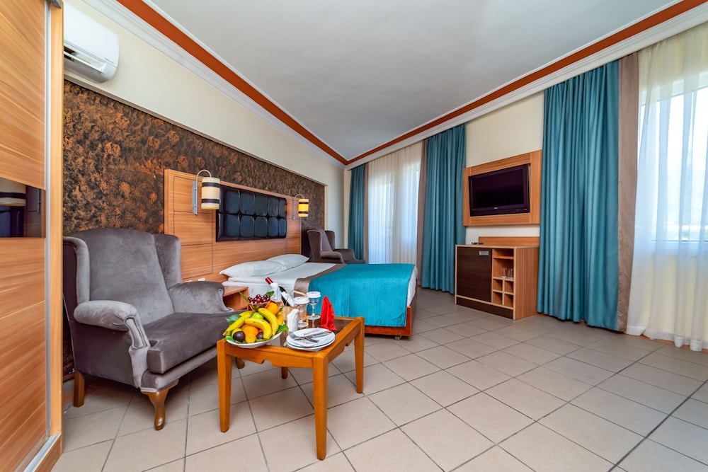 Armas Kaplan Paradise - All Inclusive — Rooms in Kemer