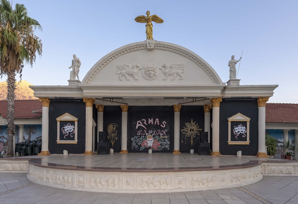 Armas Kaplan Paradise - All Inclusive — On-site activities in Kemer