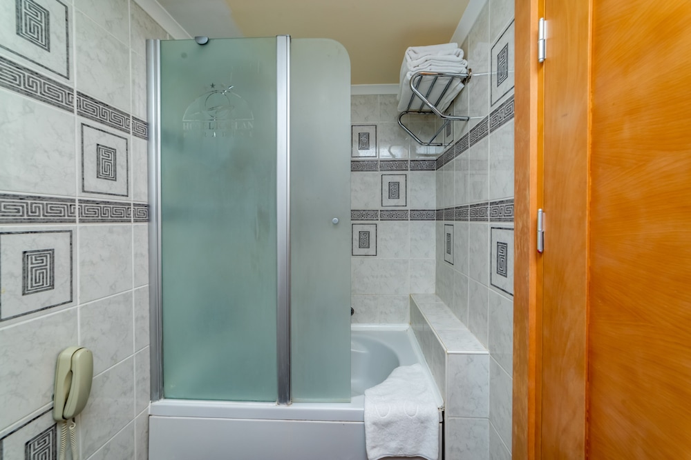 Armas Kaplan Paradise - All Inclusive — Rooms in Kemer