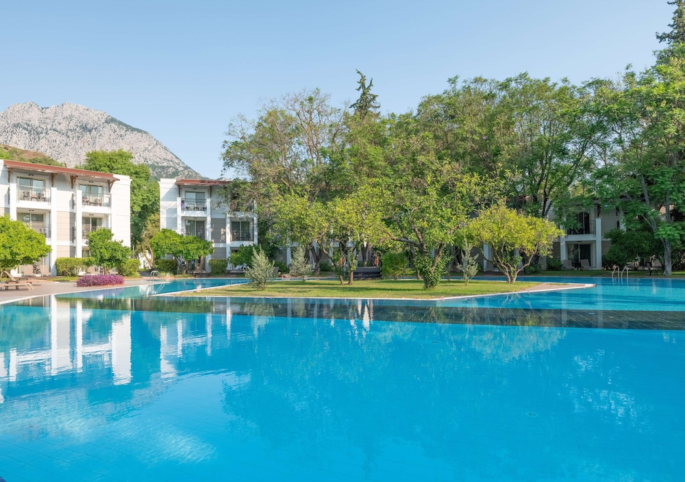 Sherwood Exclusive Kemer — Swimming pool in Kemer