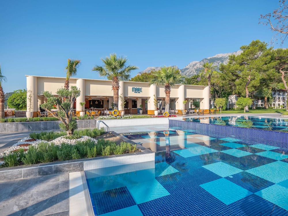 Sherwood Exclusive Kemer — Swimming pool in Kemer