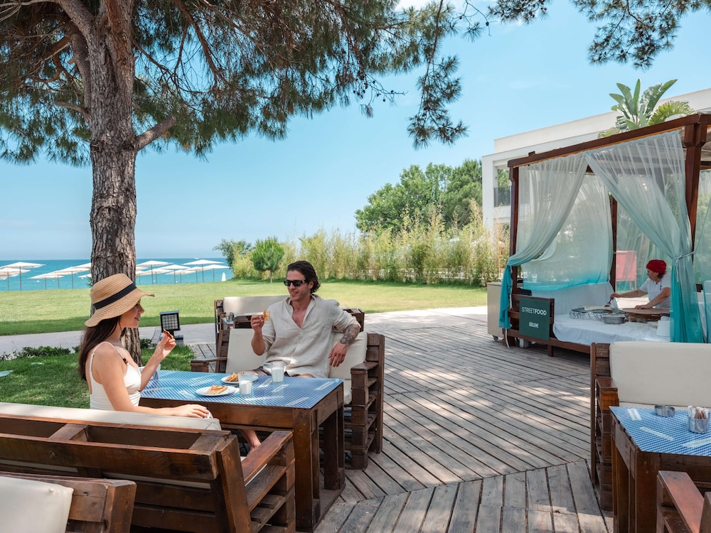Sherwood Exclusive Kemer — Restaurant & bars in Kemer