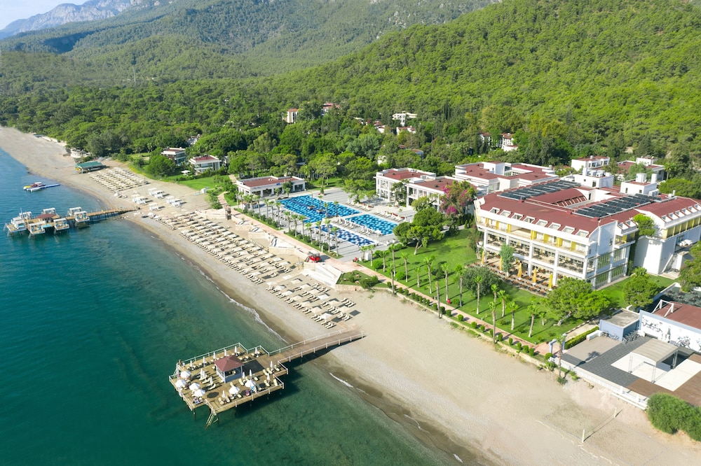Sherwood Exclusive Kemer — Beach in Kemer