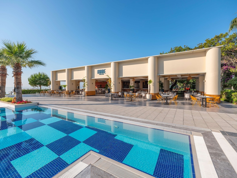 Sherwood Exclusive Kemer — Swimming pool in Kemer