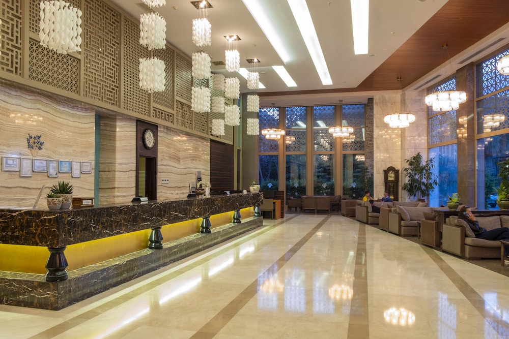 Le Jardin Resort Holiday Village - All inclusive — Hotel building in Kemer