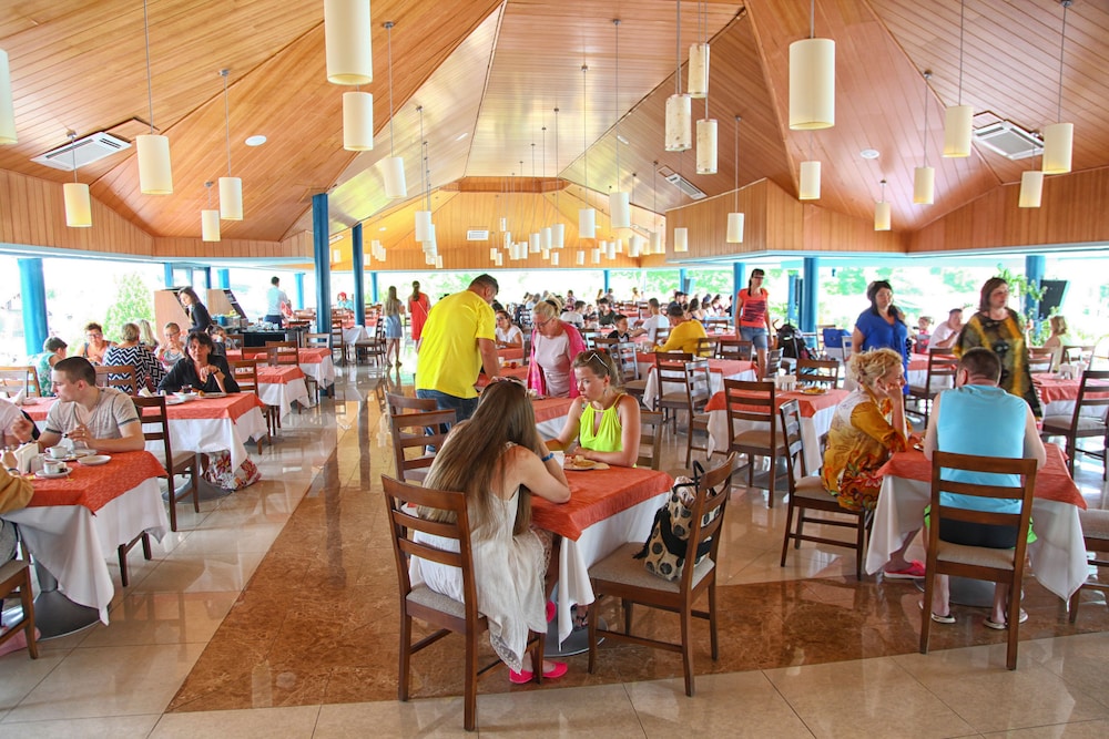 Le Jardin Resort Holiday Village - All inclusive — Restaurant & bars in Kemer