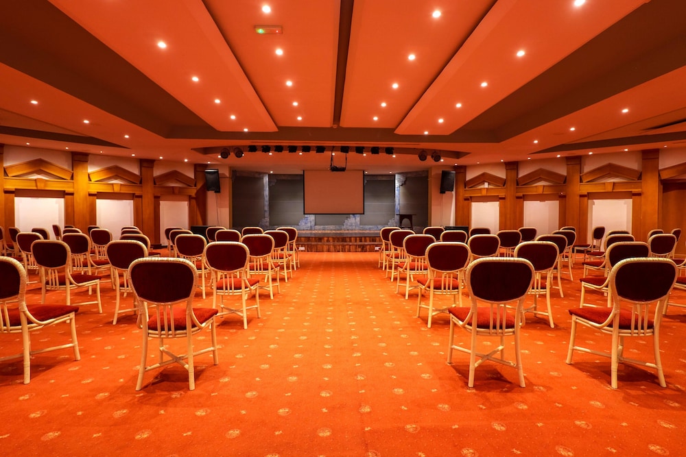 Le Jardin Resort Holiday Village - All inclusive — Hotel building in Kemer