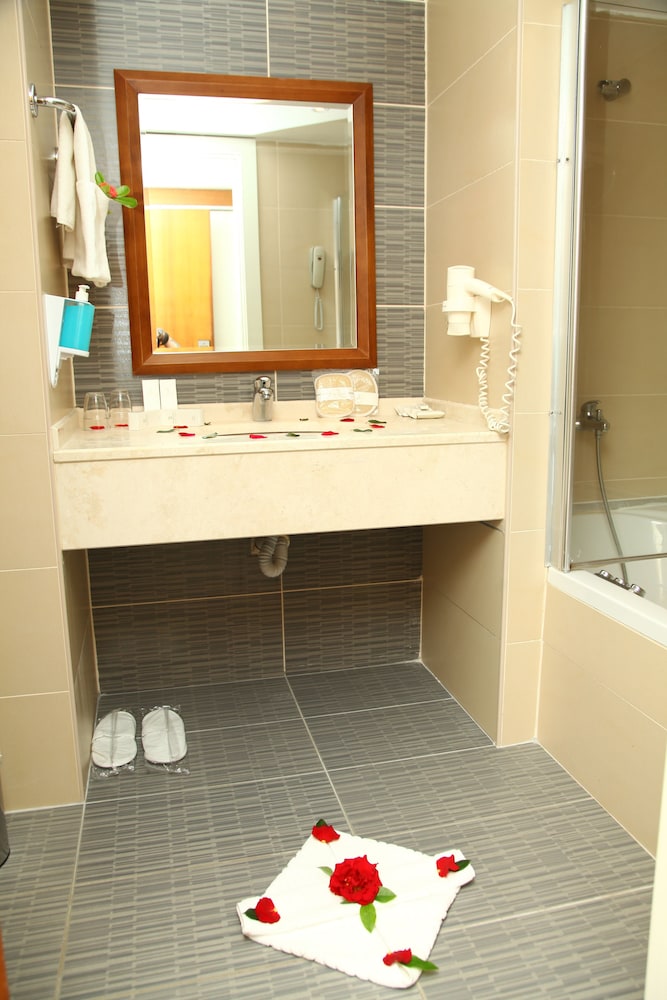 Le Jardin Resort Holiday Village - All inclusive — Hotel rooms in Kemer