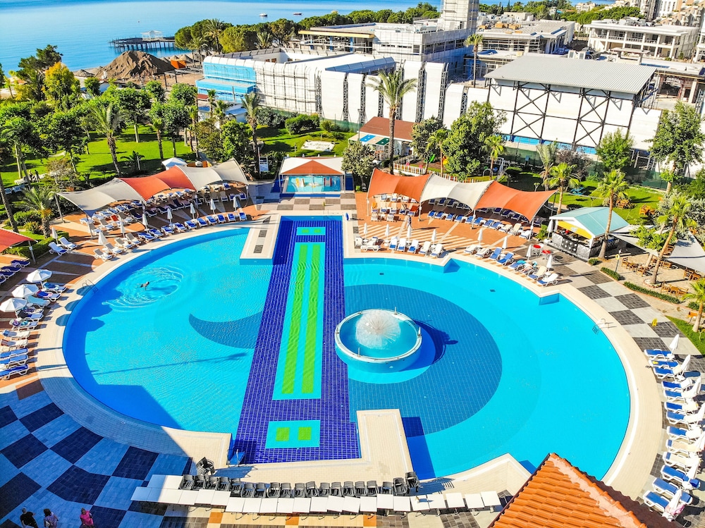 Le Jardin Resort Holiday Village - All inclusive — Main photo in Kemer