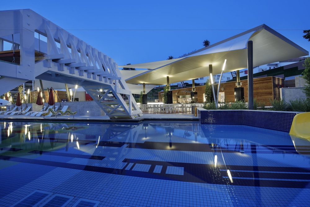 The Sense De Luxe – All Inclusive — Swimming pool in Side