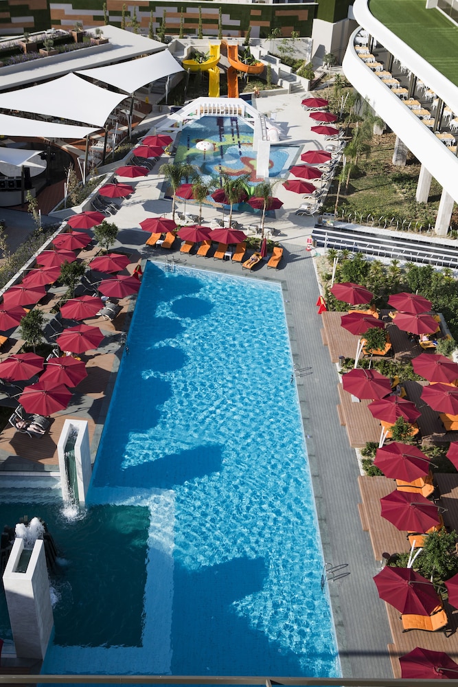 The Sense De Luxe – All Inclusive — Swimming pool in Side