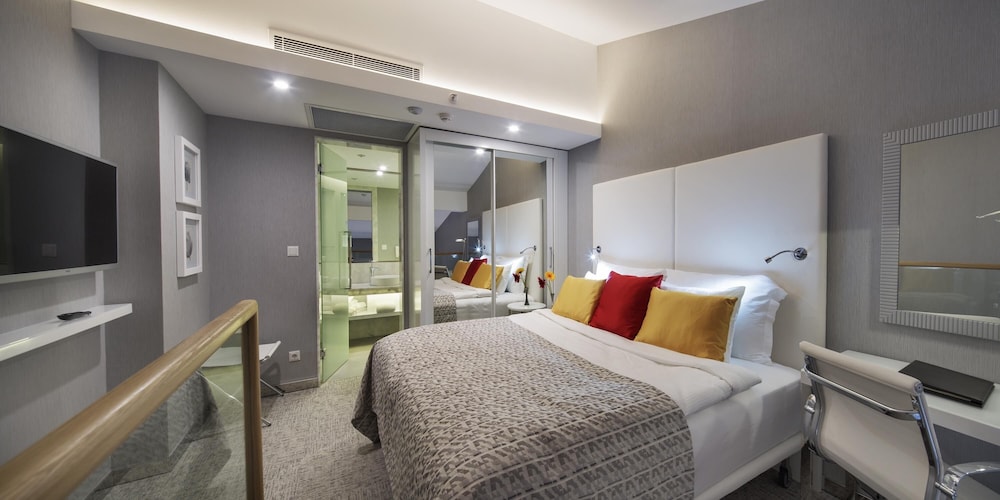 The Sense De Luxe – All Inclusive — Hotel rooms in Side