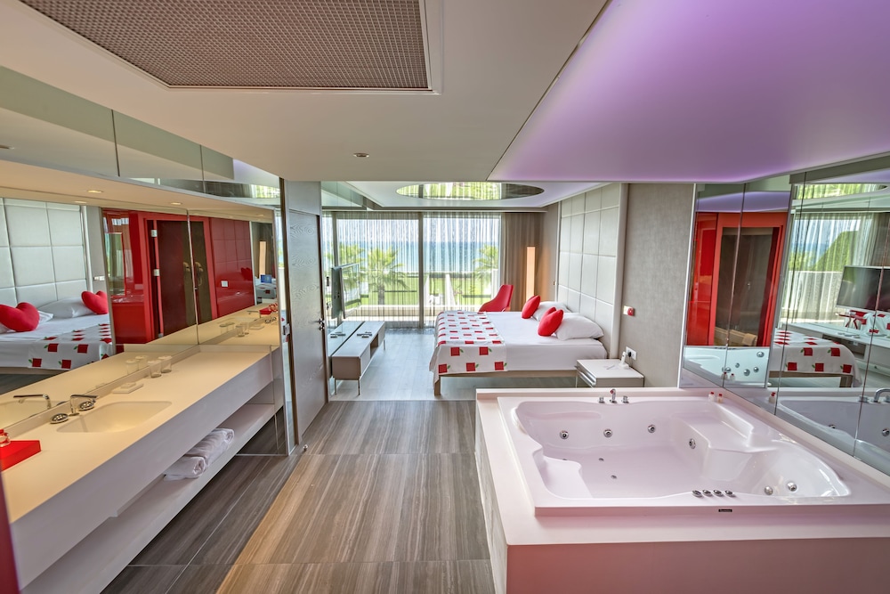 Adam & Eve - All Inclusive - Adults Only — Hotel rooms in Belek