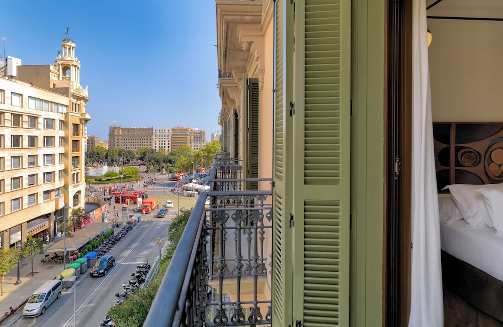 H10 Metropolitan — Hotel rooms in Barcelona, Catalonia