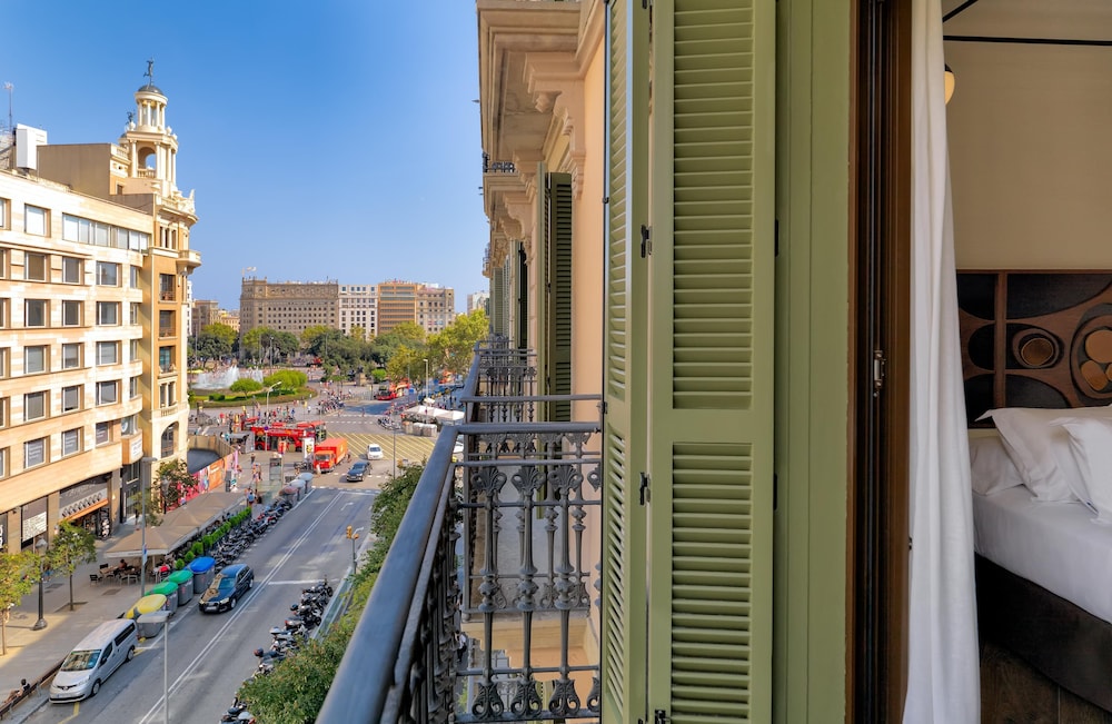 H10 Metropolitan — Hotel rooms in Barcelona, Catalonia