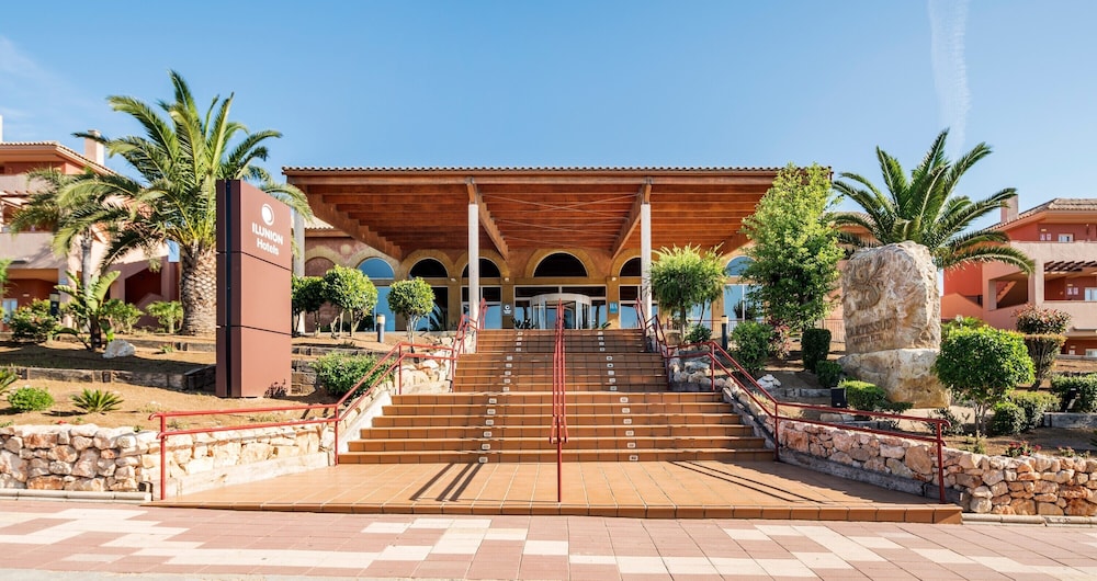 Aparthotel ILUNION Sancti Petri — Hotel building in Chiclana de la Frontera, Andalusia