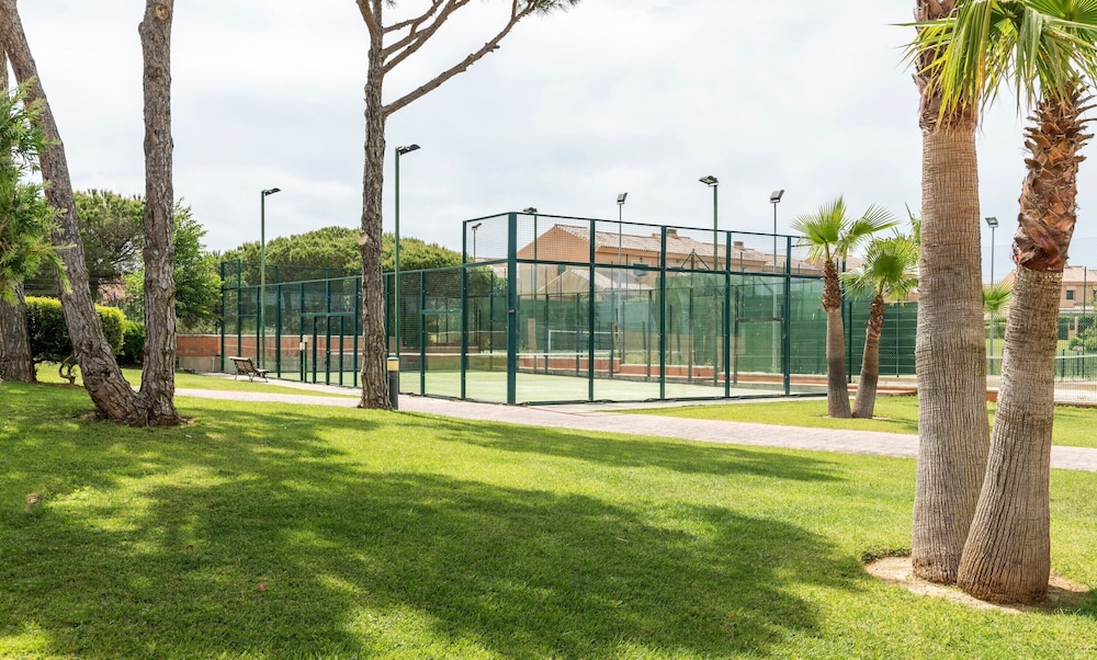 Aparthotel ILUNION Sancti Petri — Sports & recreation in Chiclana de la Frontera, Andalusia