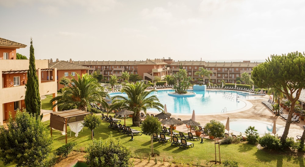 Aparthotel ILUNION Sancti Petri — Main photo in Chiclana de la Frontera, Andalusia