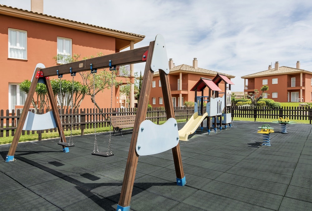 Aparthotel ILUNION Sancti Petri — Attractions for children in Chiclana de la Frontera, Andalusia