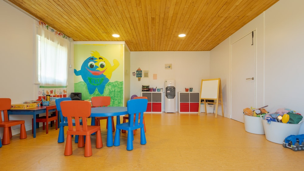 Aparthotel ILUNION Sancti Petri — Attractions for children in Chiclana de la Frontera, Andalusia