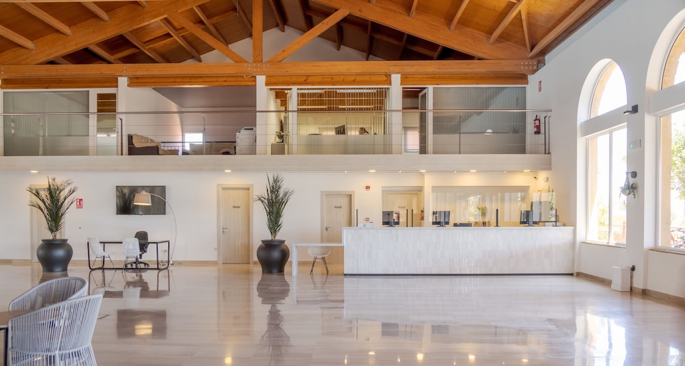 Aparthotel ILUNION Sancti Petri — Hotel building in Chiclana de la Frontera, Andalusia