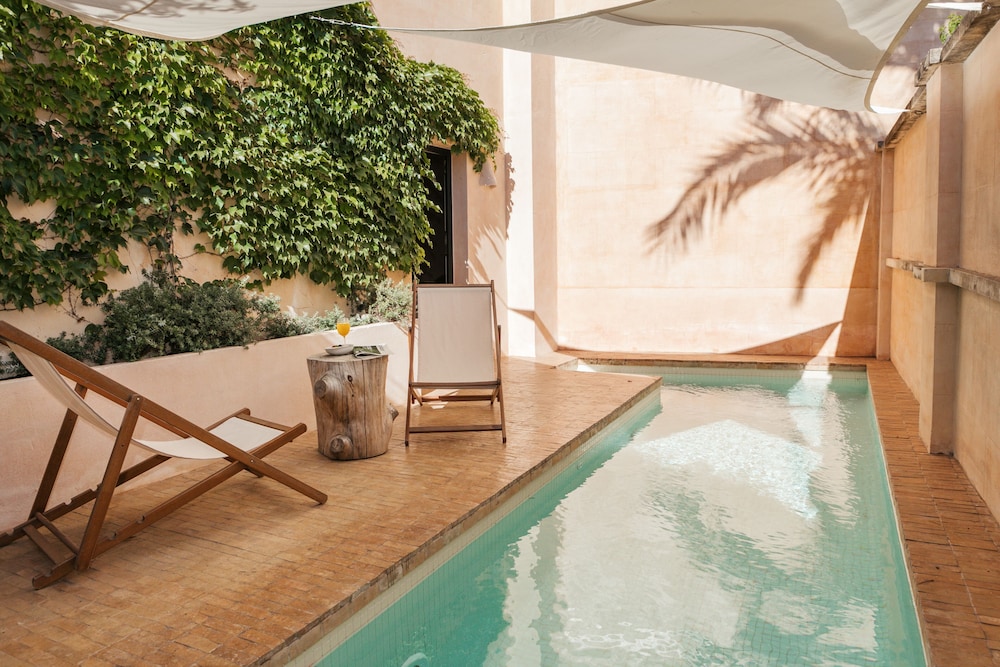 Hotel Faustino Gran - Relais & Chateaux — Swimming pool in Ciutadella de Menorca, Balearic Islands